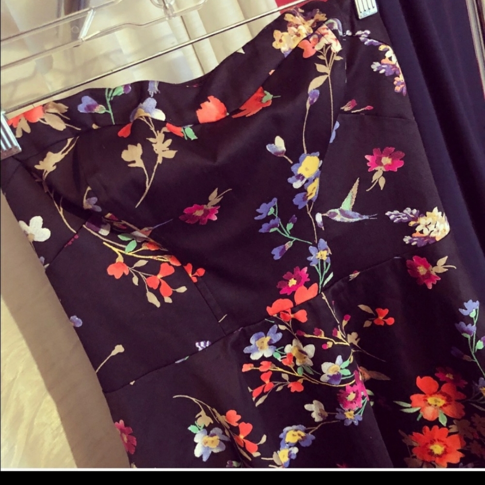 Express Hummingbird Dress - Picture 4 of 6